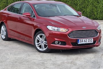 Manual bogata wersja wyposażenia dwa komplety kół